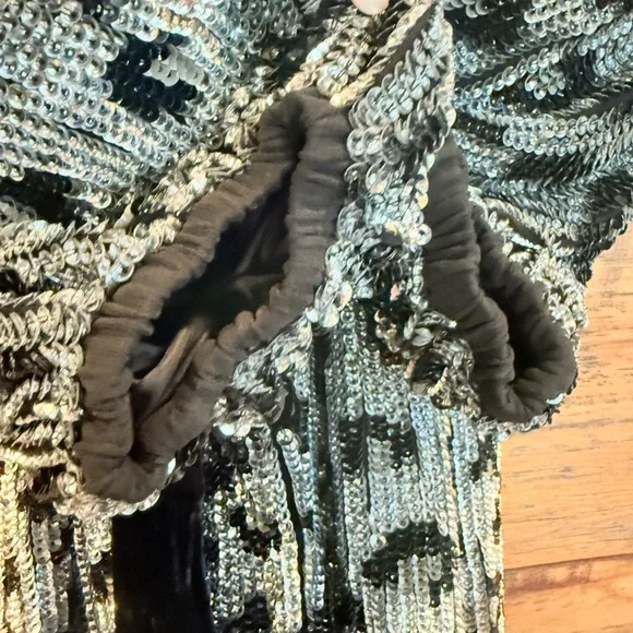 Retrofete SEQUIN Silver & Black Gabriella Leopard Print Mini Wrap Dress NWT - Picture 9 of 15